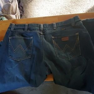 Wrangler retro straight leg jeans 42x34